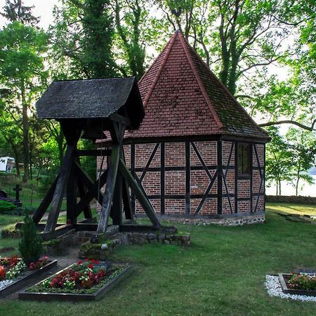 Ferienhaus Am Zylinderberg Zislow Экстерьер фото